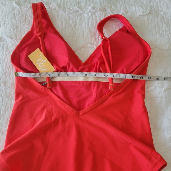 Kona Sol Bright Red One Piece Swimsuit L NWT Deep Plunge High Cut Leg - Picture 3 of 3